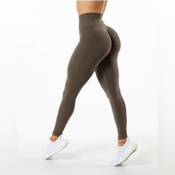 Alphalete Pants & Jumpsuits Alphalete Amplify Leggings Mocha Size